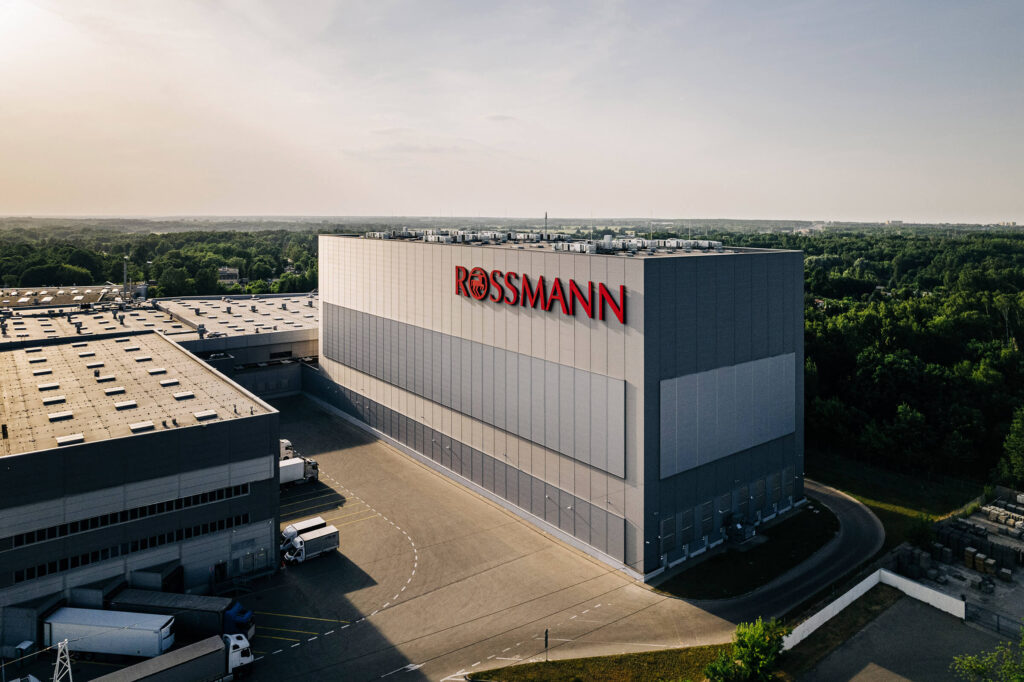 Hala magazynowa ROSSMANN – magazyn wysokiego składowania